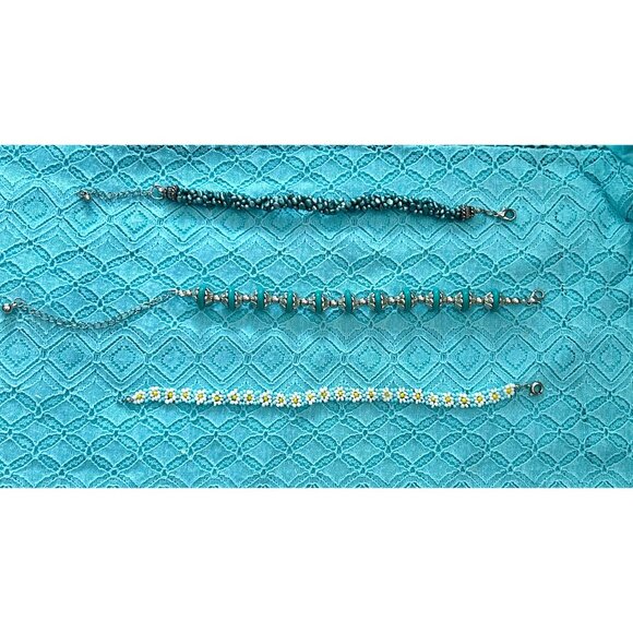 3 Handmade Beaded Bracelets Turquoise Daisy & Silver Tone Adjustable - Picture 7 of 7